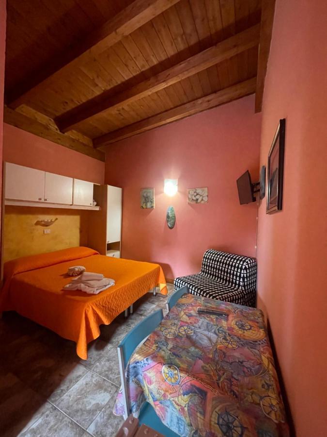 Chalet Monolocale Вьесте Экстерьер фото