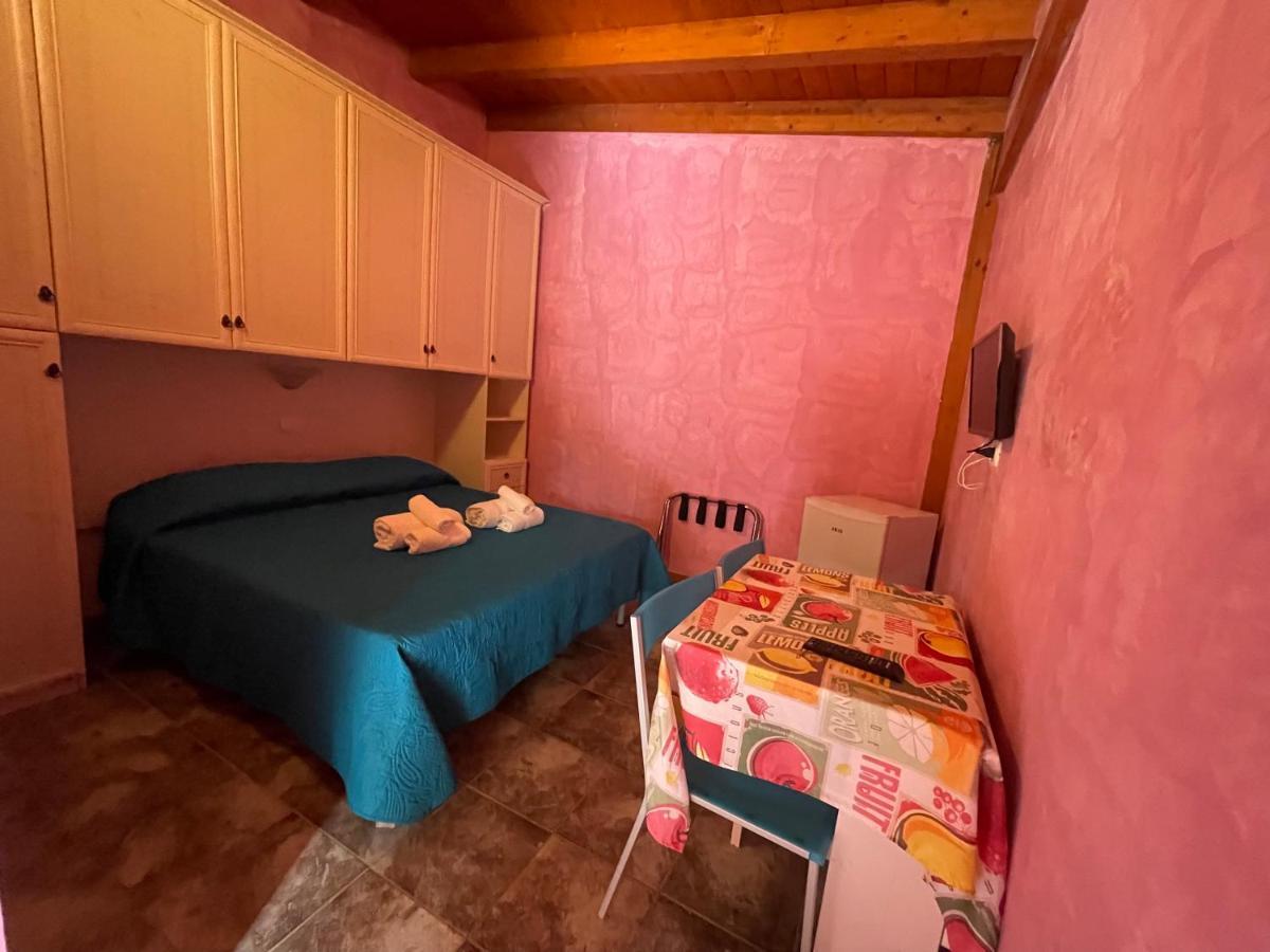 Chalet Monolocale Вьесте Экстерьер фото
