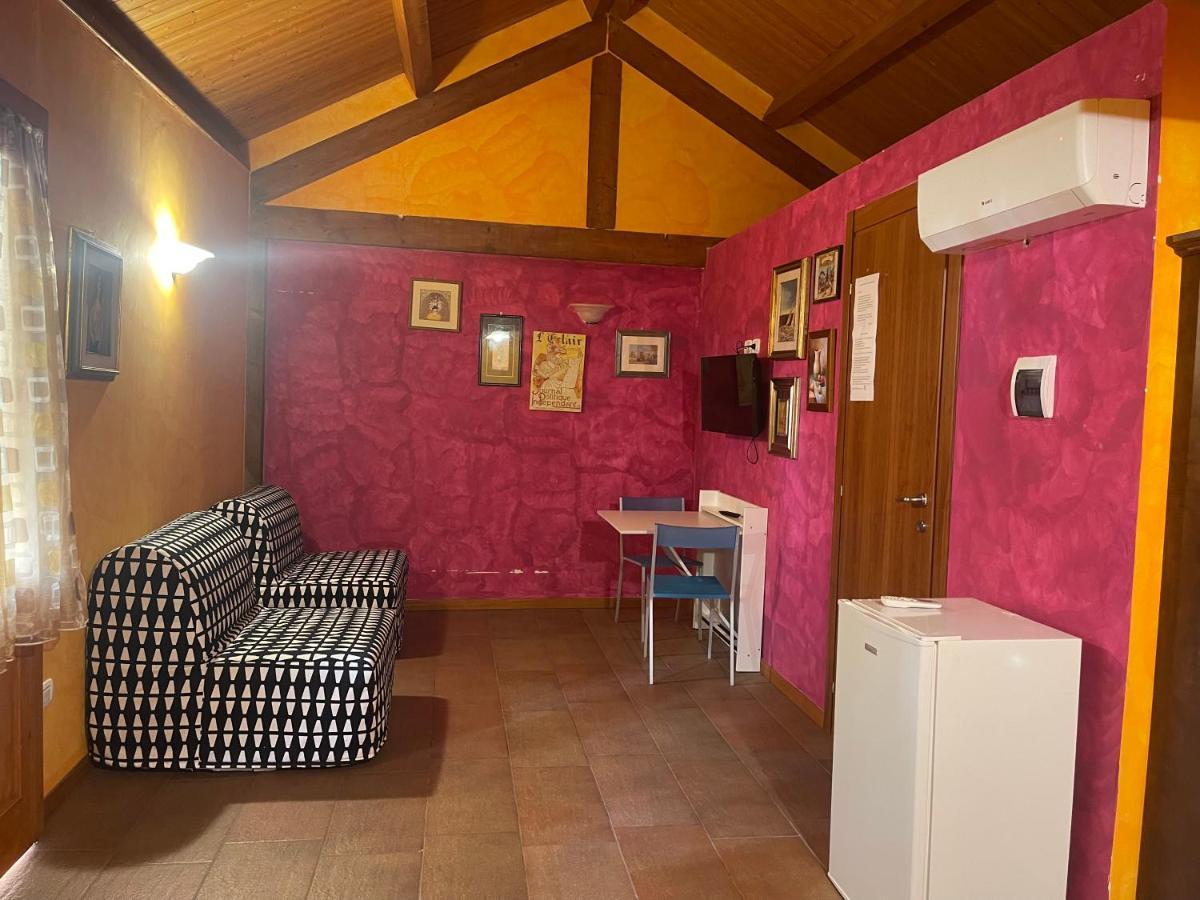 Chalet Monolocale Вьесте Экстерьер фото