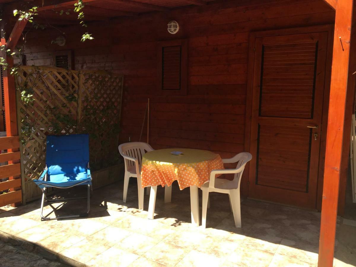 Chalet Monolocale Вьесте Экстерьер фото